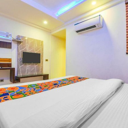 Hotel Maa Sharda インドール エクステリア 写真